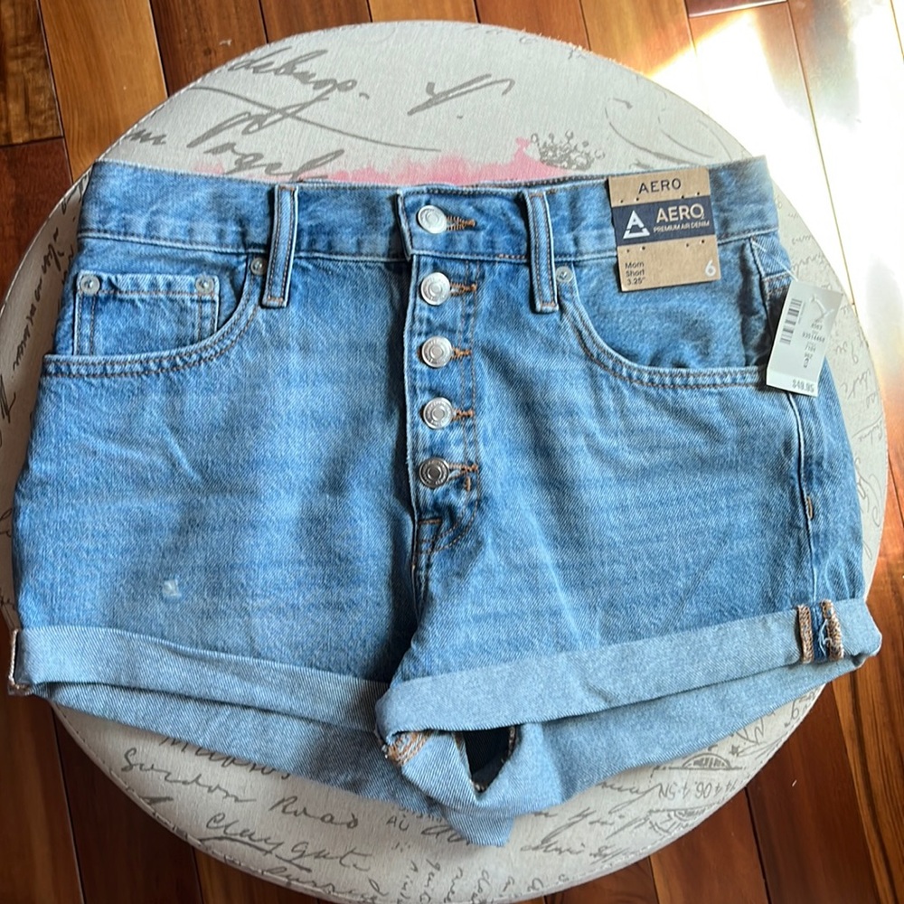 NWT Aeropostale Denim Mom Shorts Size 6
